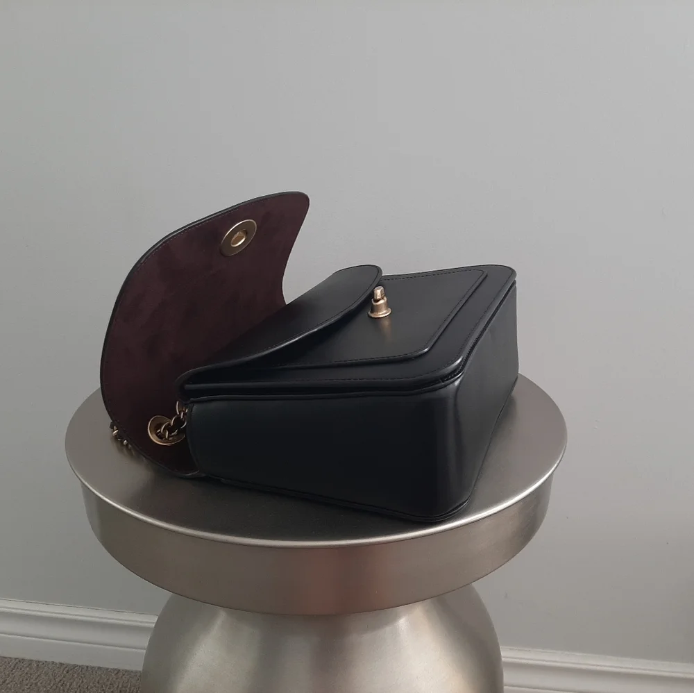 Coach Madison Shoulder Bag - Picture 6 of 11